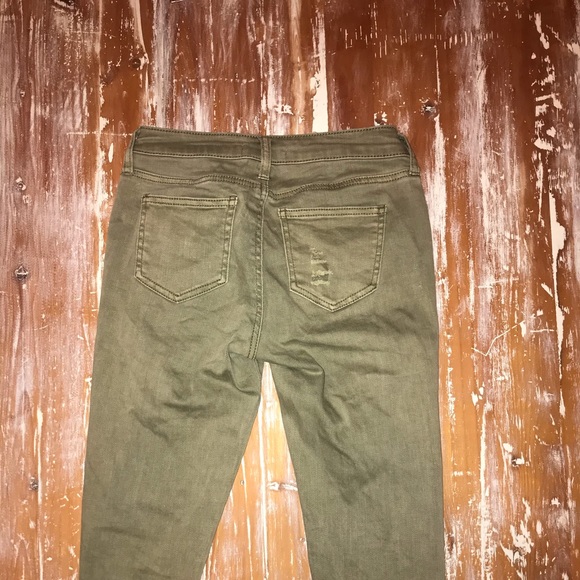 Green ripped jeans - Picture 2 of 3